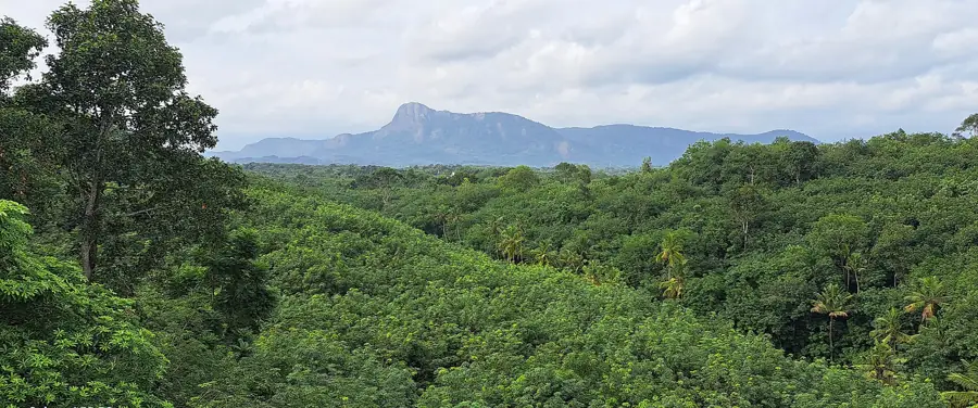 The coast either side of the point — Kanyakumari