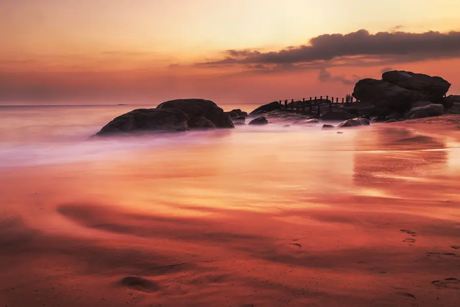The coast either side of the point — Kanyakumari